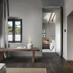 Ipause Villa *