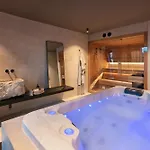 Villa Ipause *