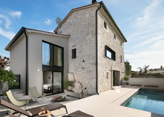 Ipause Villa Dračevac